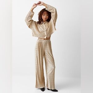 Wavy-Pleats Straight Leg Pants